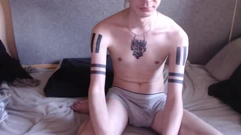 Snapshot of michael_danymans chatting on February 23, 12:13 pm Michael online show from February 23, 12:13 pm