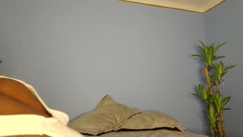 Snapshot of michael_godness_ chatting on October 6, 2:20 am Michael online show from October 6, 2:20 am