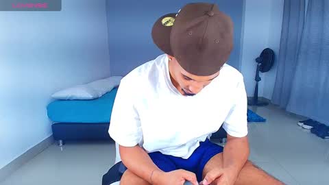 Angel online show from January 28, 11:50 pm