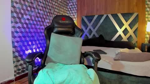 Michael Stevens online show from February 26, 4:45 pm