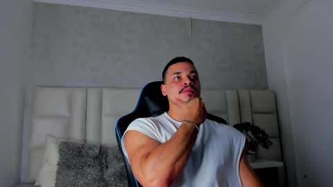 Michael online show from October 4, 5:38 am