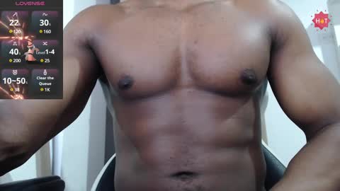 michael_thomsom online show from March 11, 3:34 pm