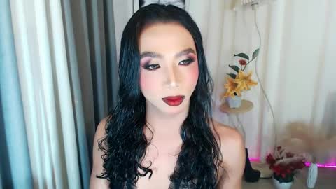 michaelagoddess online show from May 31, 4:36 pm