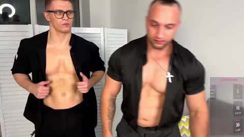 michaelbradley_for_u online show from September 16, 6:53 pm