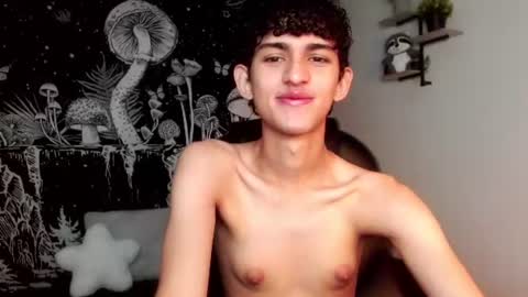 Snapshot of michaelkoiv chatting on July 16, 11:27 am michaelkoiv online show from July 16, 11:27 am