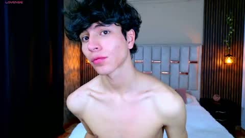 MICHAELL online show from May 25, 12:44 pm