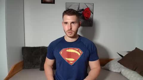 michaelos11 online show from March 14, 1:16 pm