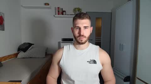 michaelos11 online show from March 29, 4:29 pm