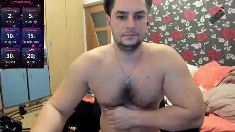 Snapshot of michaelragnar90 chatting on December 28, 5:46 pm michaelragnar90 online show from December 28, 5:46 pm