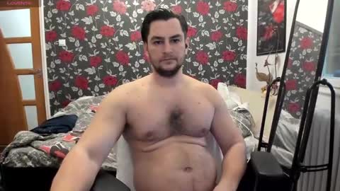 Snapshot of michaelragnar90 chatting on January 8, 11:43 am michaelragnar90 online show from January 8, 11:43 am