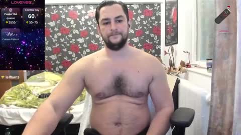 Snapshot of michaelragnar90 chatting on January 26, 1:04 pm michaelragnar90 online show from January 26, 1:04 pm