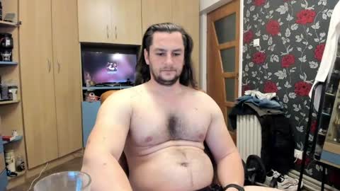 michaelragnar90 online show from May 20, 7:20 pm