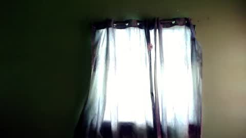 My name is Kel 18. 53 short and petite... online show from January 5, 12:09 am