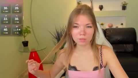 Snapshot of michafox chatting on January 17, 11:48 am michafox online show from January 17, 11:48 am