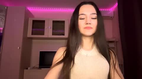 Aidaxo online show from February 18, 5:42 pm