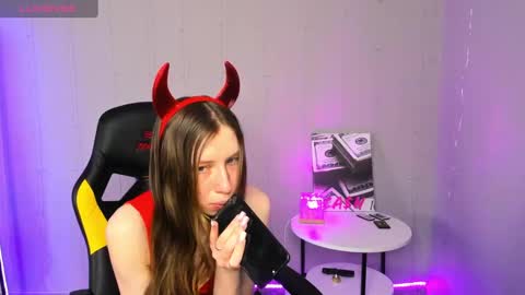 michele_mack online show from February 5, 3:02 am