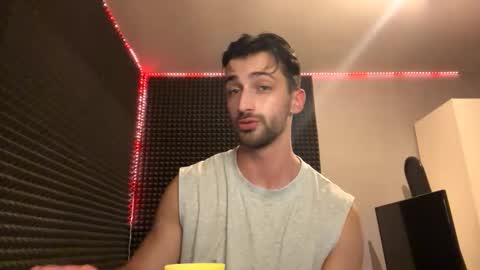 michelemagnetico online show from December 18, 11:00 pm