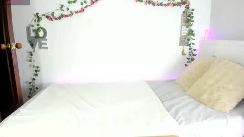 Michell online show from October 16, 12:22 am