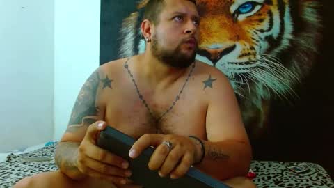 Snapshot of michell_myers chatting on January 22, 5:59 am michell_myers online show from January 22, 5:59 am