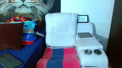 michell_myers online show from November 5, 12:27 pm