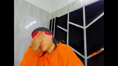 michell_rs online show from February 20, 7:23 am