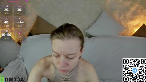 Snapshot of michelle_blond chatting on January 13, 7:02 am michelle_blond online show from January 13, 7:02 am