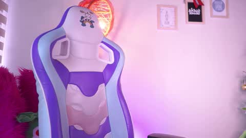 michelle chang online show from December 5, 6:59 pm