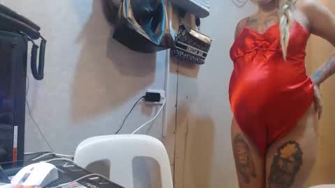 michelle_ux online show from October 6, 7:50 am