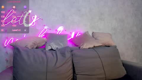 Michelle online show from November 2, 6:49 am