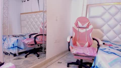 michelleblair1 online show from March 29, 12:27 pm