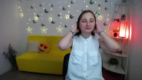 Snapshot of michellee11 chatting on May 7, 11:26 am Michel online show from May 7, 11:26 am