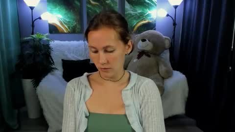 MichelleOrtis online show from September 14, 4:22 am