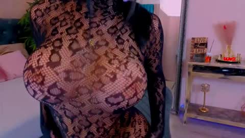 michellereys online show from November 13, 9:36 pm