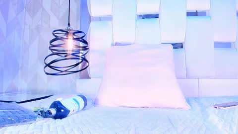 Michelle  online show from February 16, 10:39 pm