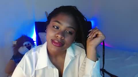 michell online show from September 25, 5:49 pm
