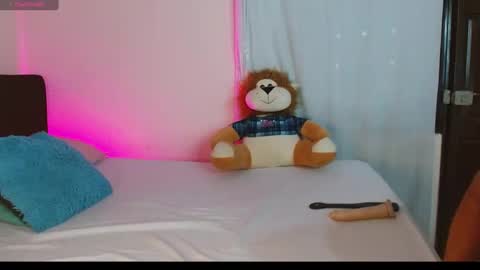 michell online show from September 28, 3:23 am