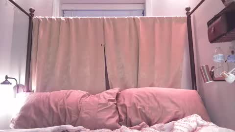 Snapshot of michmaltime chatting on February 8, 12:52 pm michmaltime online show from February 8, 12:52 pm