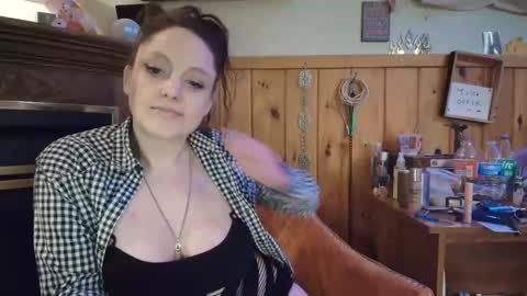 Snapshot of mickeeydoll6669 chatting on March 3, 12:26 am Hey Mickey online show from March 3, 12:26 am