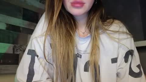 mickey_mousel online show from June 4, 6:36 pm