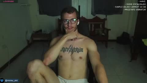 Mickey online show from December 29, 12:23 pm