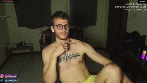 Mickey online show from January 27, 2:02 pm