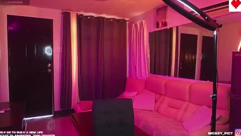 Mickey online show from October 18, 3:42 am