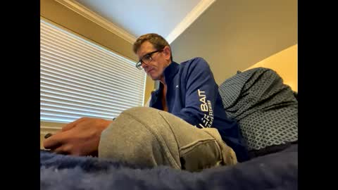 mickymu online show from December 28, 9:40 pm