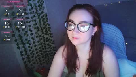 Snapshot of mickywood chatting on March 5, 6:15 pm Micky online show from March 5, 6:15 pm