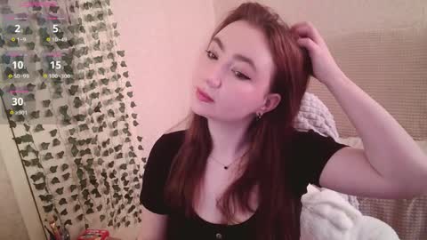 Snapshot of mickywood chatting on April 3, 8:34 am Micky online show from April 3, 8:34 am