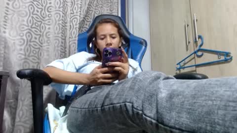 Snapshot of miculohot chatting on January 17, 11:18 pm vanesa sexy online show from January 17, 11:18 pm