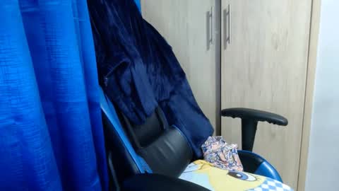 Snapshot of miculohot chatting on March 12, 11:44 pm vanesa sexy online show from March 12, 11:44 pm