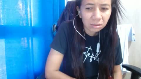 Snapshot of miculohot chatting on November 22, 12:15 pm vanesa sexy online show from November 22, 12:15 pm