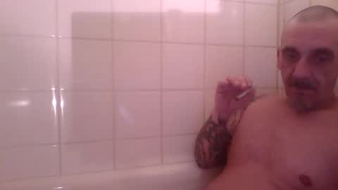 middle123456783939 online show from January 19, 4:05 am