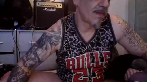 middle123456783939 online show from April 1, 4:02 am